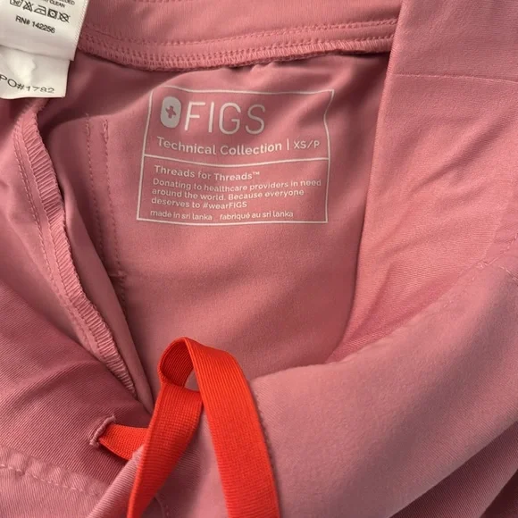 Pink figs scrub set - Picture 2 of 3